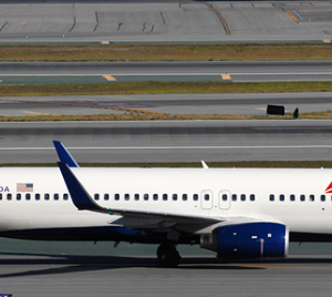 Delta Airlines Boeing 737-800