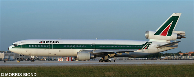 Alitalia McDonnell Douglas MD-11 (Passenger)
