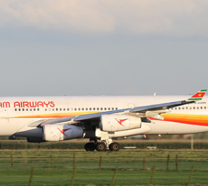 Surinam Airways Airbus A340-300 ("Palulu")