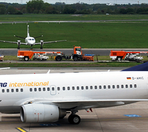 Hamburg International Boeing 737-700