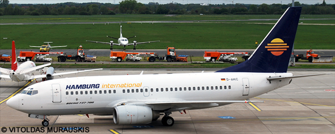 Hamburg International Boeing 737-700