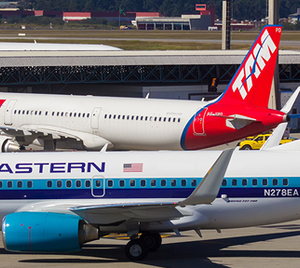 Eastern Airlines Boeing 737-700