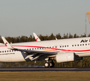 Air Niugini Boeing 737-800
