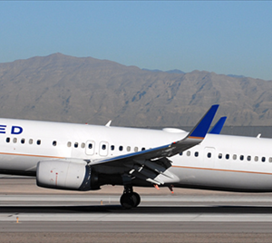 United Airlines Boeing 737-900