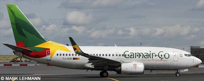 Camair-Co Boeing 737-700