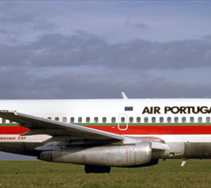 TAP Portugal Boeing 737-200 (Old Livery)