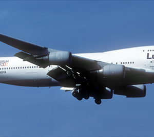 Lufthansa Boeing 747-400 (Berlin 2000 Decal)