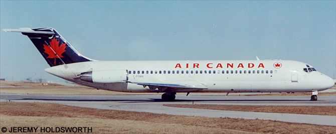 Air Canada McDonnell Douglas DC-9-32 (90s Dark Tail Livery)