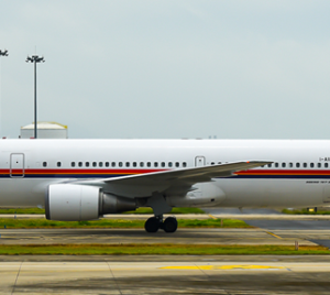 Meridiana Boeing 767-300