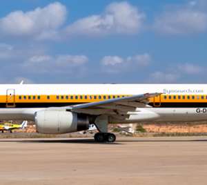 Monarch Airlines Boeing 757-200