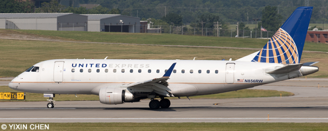 United Airlines Embraer E170 (Continental Livery)