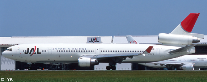 Japan Airlines (JAL) McDonnell Douglas MD-11 (2003 Livery)
