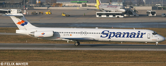 Spanair McDonnell Douglas MD-83