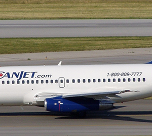 Canjet Boeing 737-200