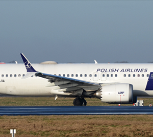 LOT Polish Airlines Boeing 737-8 MAX